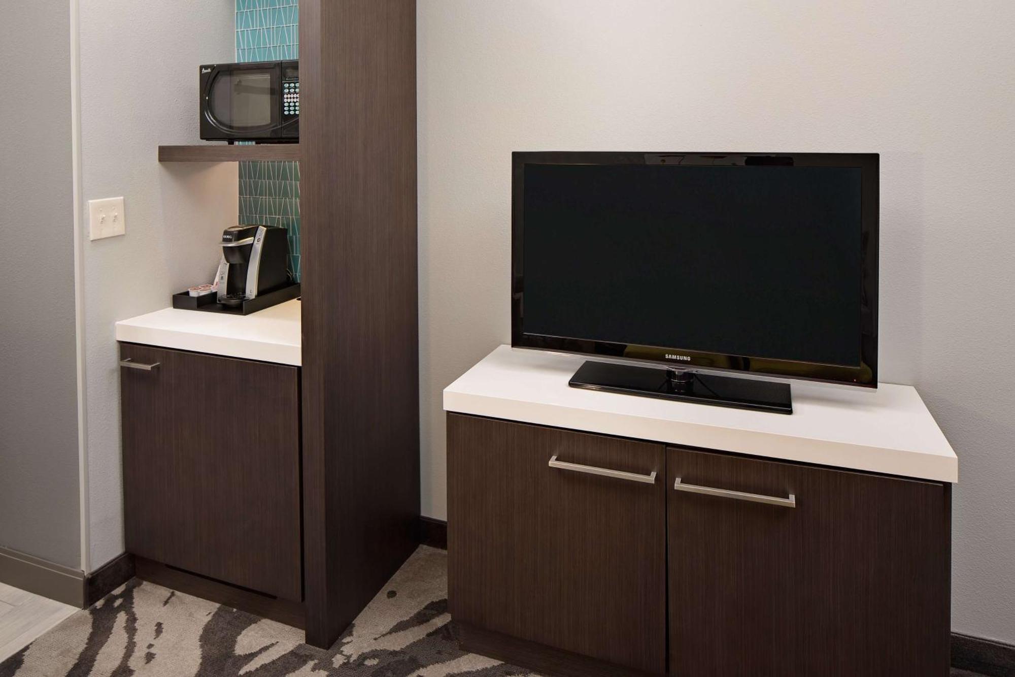 Hilton Garden Inn Dfw Airport South Irving Extérieur photo